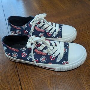 Minnesota Women's Sneakers - Navy and White